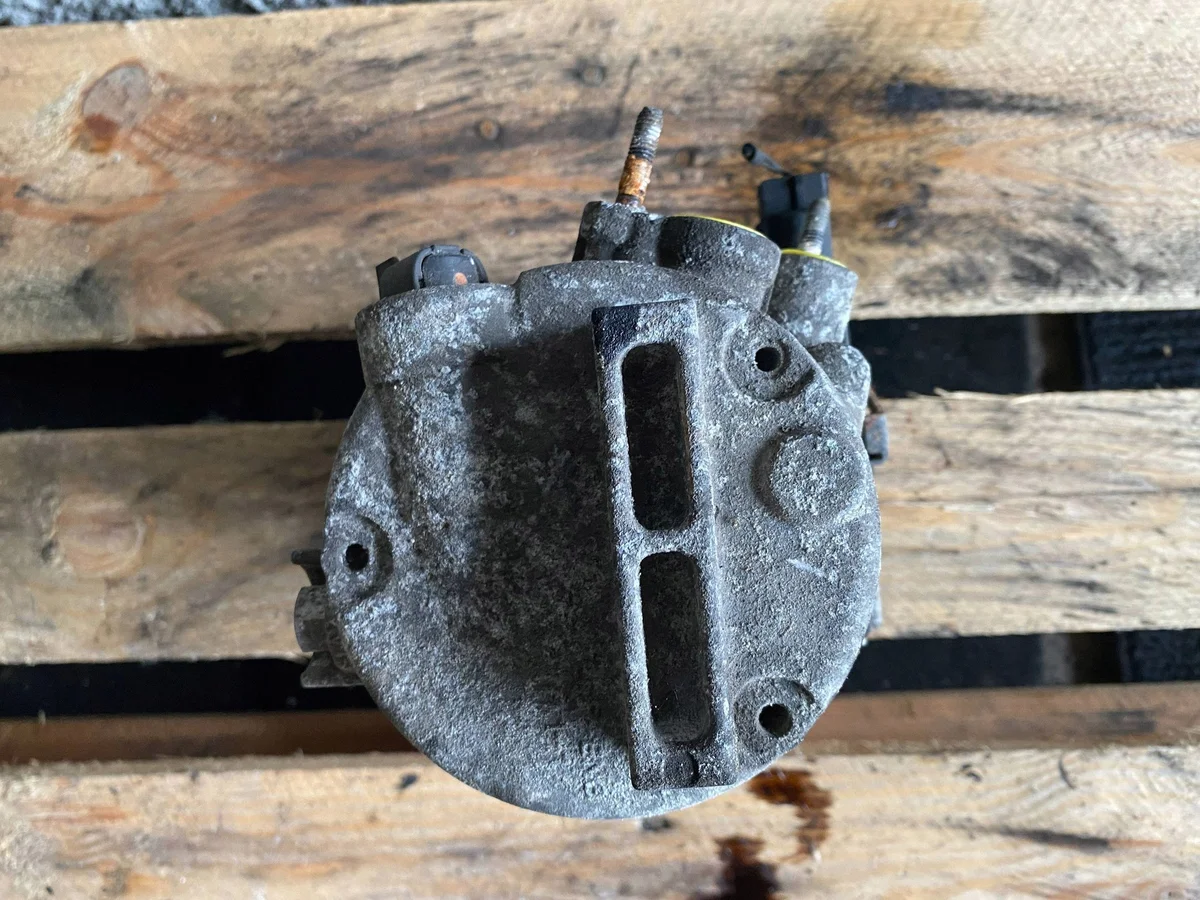 Kia Sportage IV 2.0 CRDI Air Conditioning Compressor F500NFFEA02