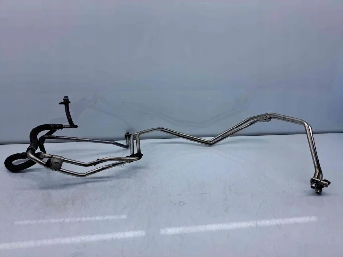 Audi 8K0317817 Oljeledning