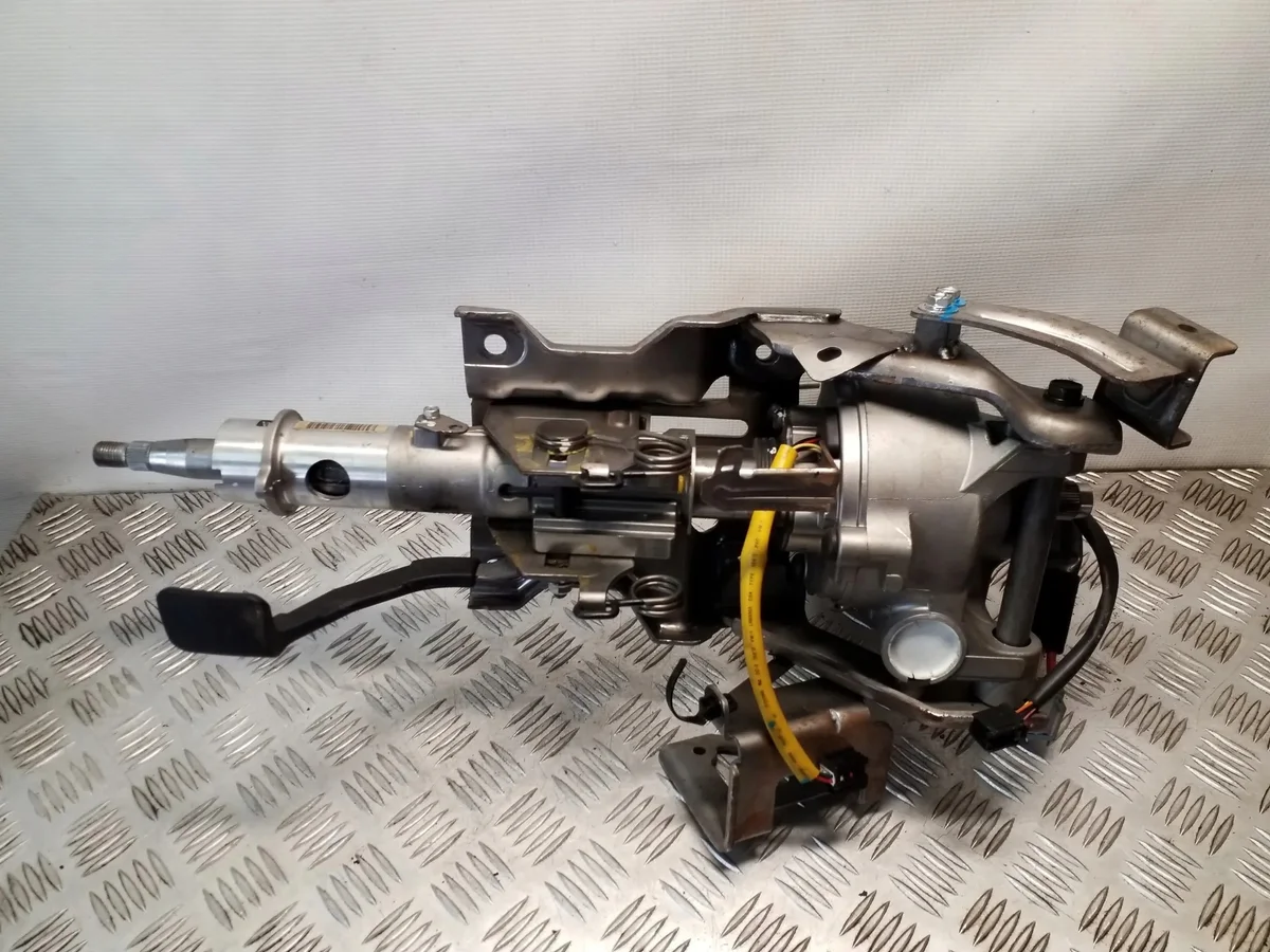 Kia Optima ohjaustehostimen pumppu 563002T571 image 5
