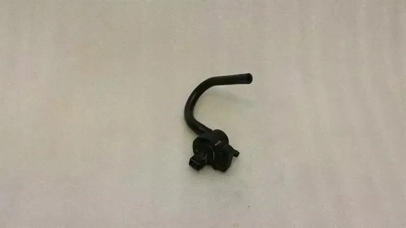 Kraftstoff-Rücklaufventil Mercedes CL W216 A0004705593