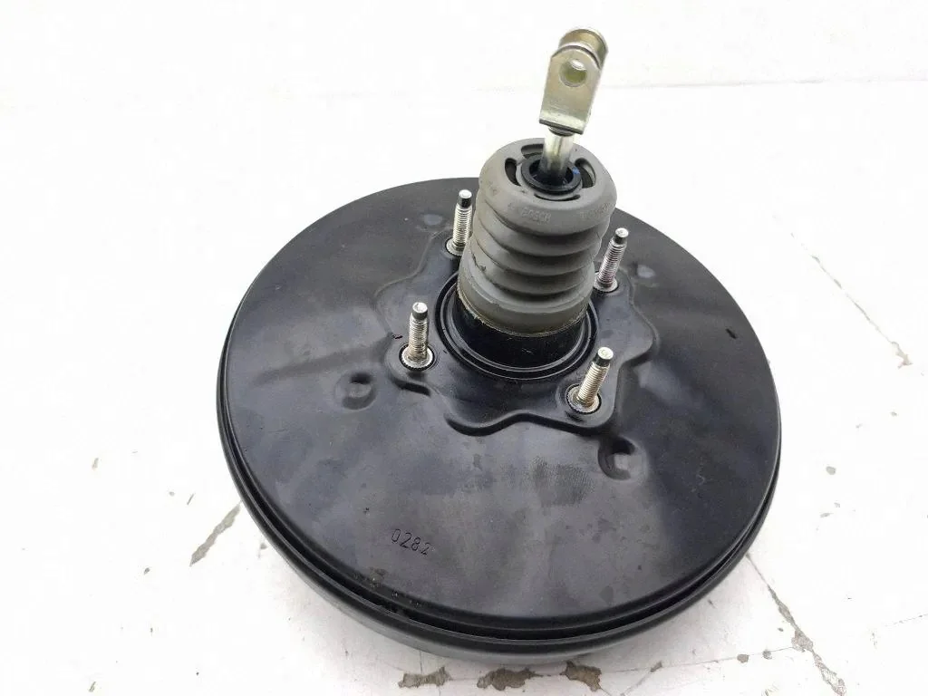Jarruvahvistin Nissan Qashqai II 460076R