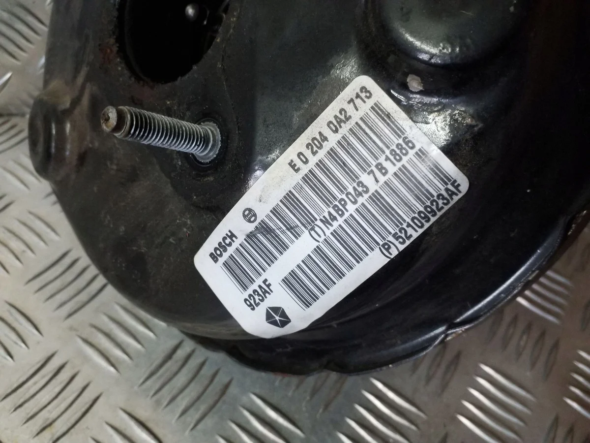 Servo Freio Dodge Nitro P52109923AF thumbnail 3