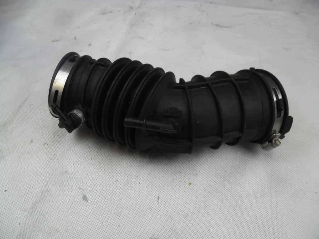 Ilmanotto putki Ford Focus C-Max Kuga F1F1-9R504-AB