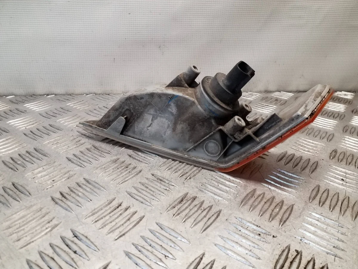 Blinker vorne rechts Jeep Patriot 22415302 image 4