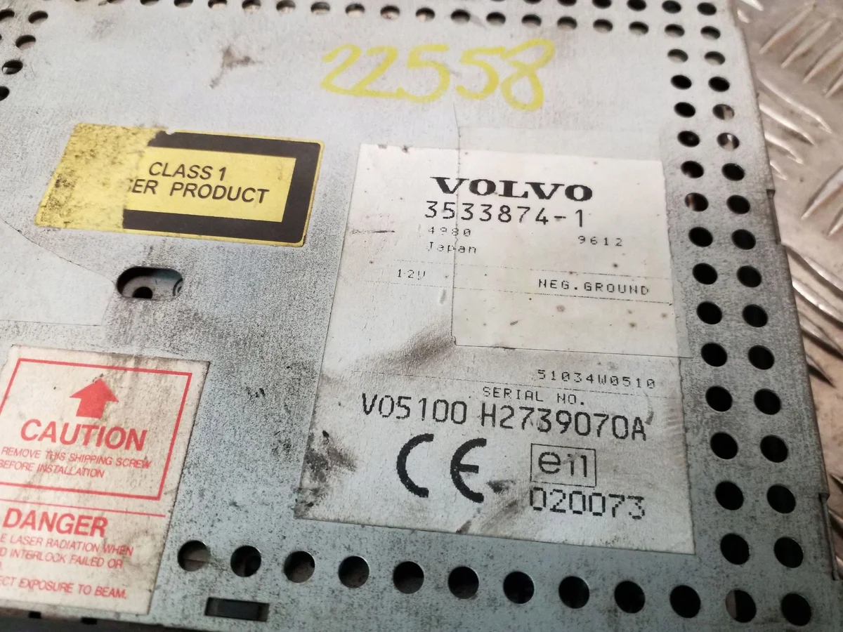 Volvo S70 CD-vaihtaja 35338741