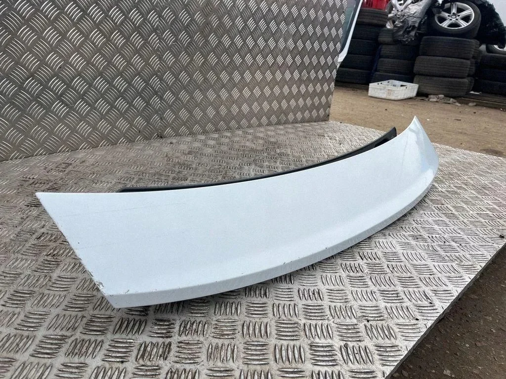 Audi TT 8S Hayon Coffre Spoiler 8S0827948H