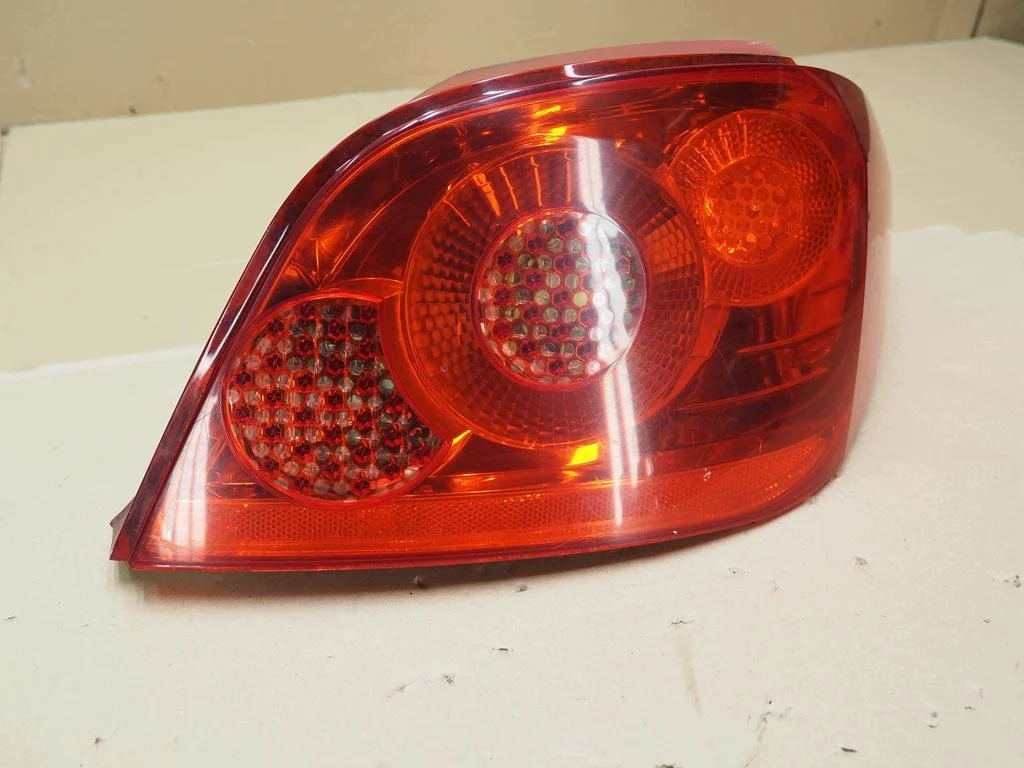 PEUGEOT 307 LUZ TRASERA DERECHA 9655767480