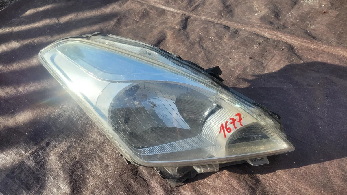 Faro anteriore Suzuki Baleno II (2016-2022) Destro