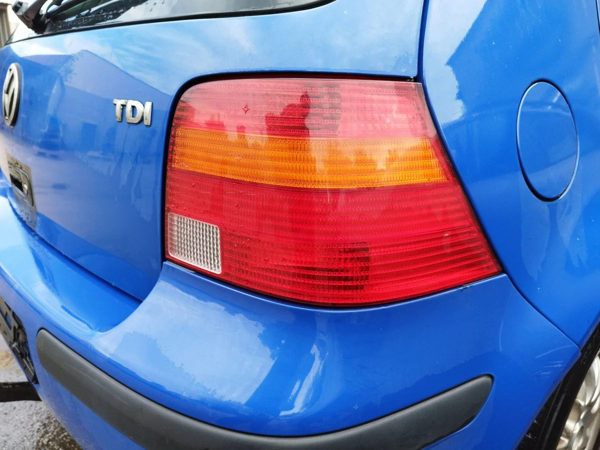 Luz trasera derecha VW Golf IV XER13694