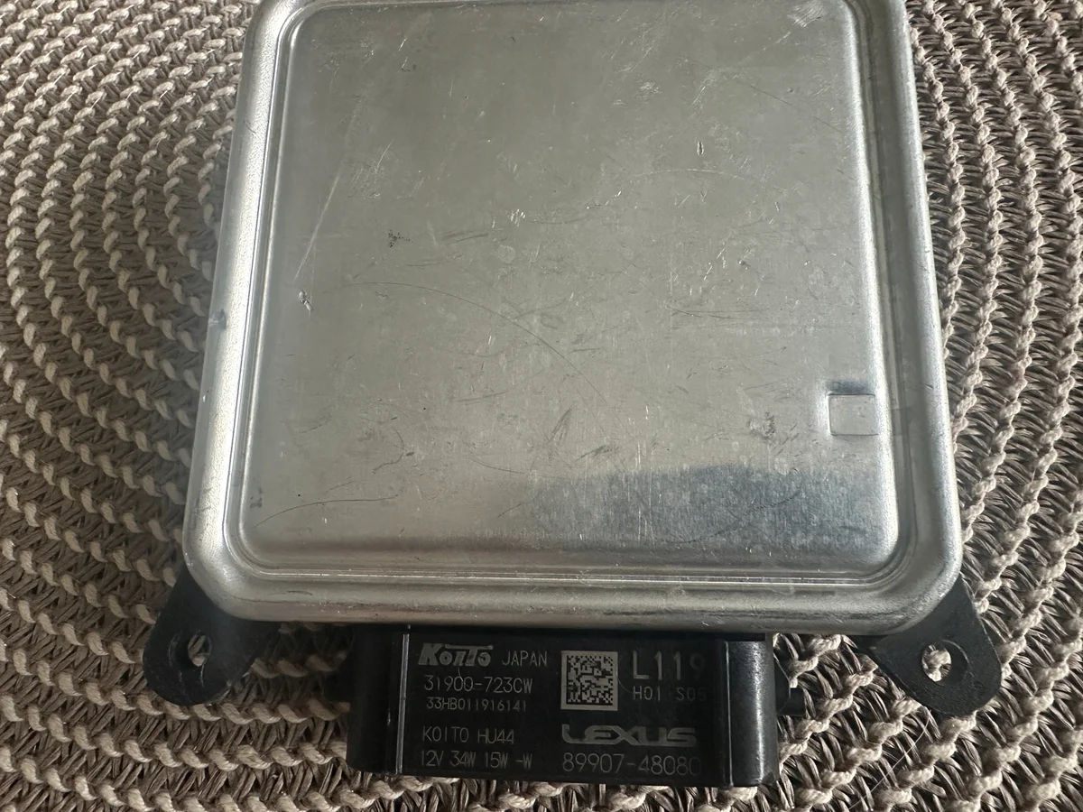 Headlight Control Module Lexus RX 89908-48100 Right image 3