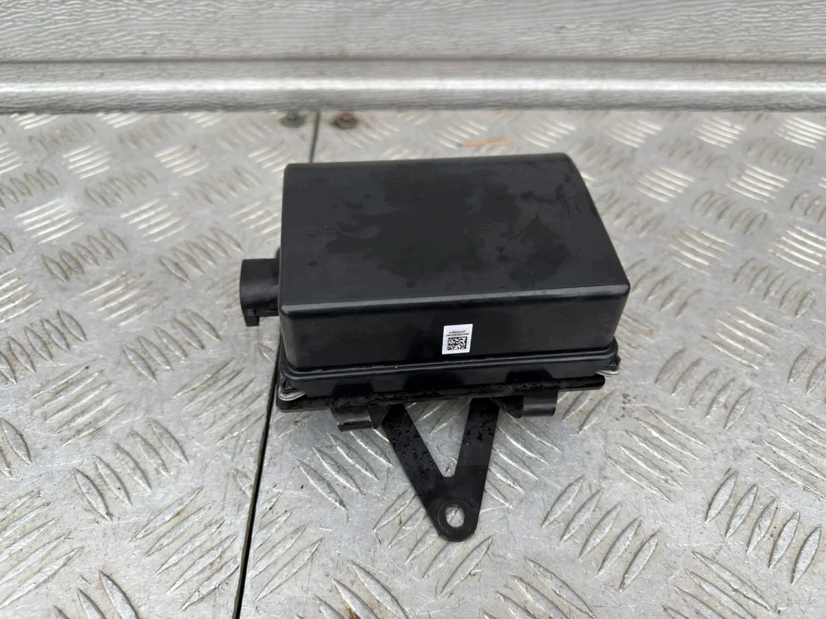 Mercedes W222 S-Klasse Distronic Radar A0009001504