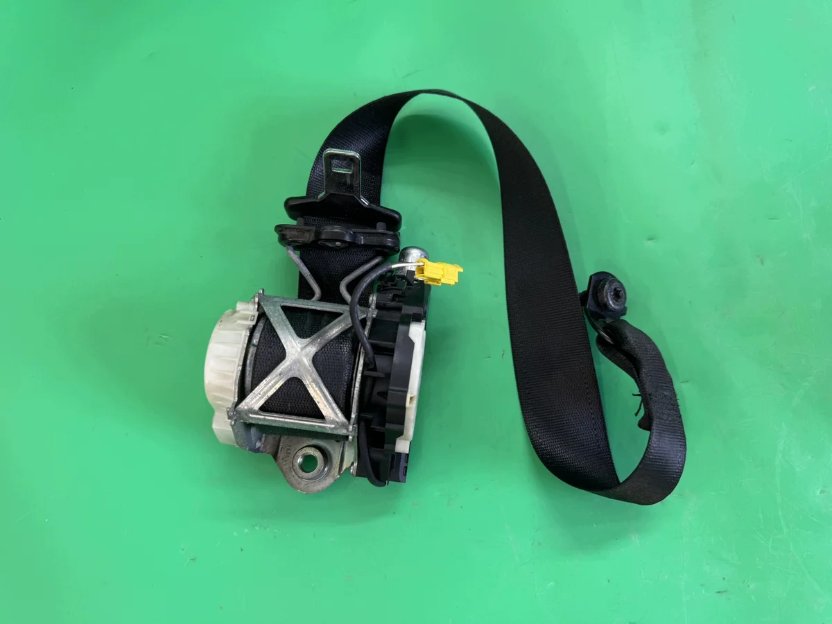 Säkerhetsbälte vänster fram Fiat Bravo II 537841641
