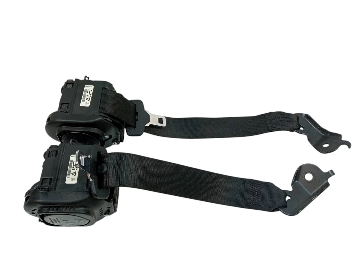 Turvavyö BMW X6 F16 takana vasen/oikea OEM 627946200E