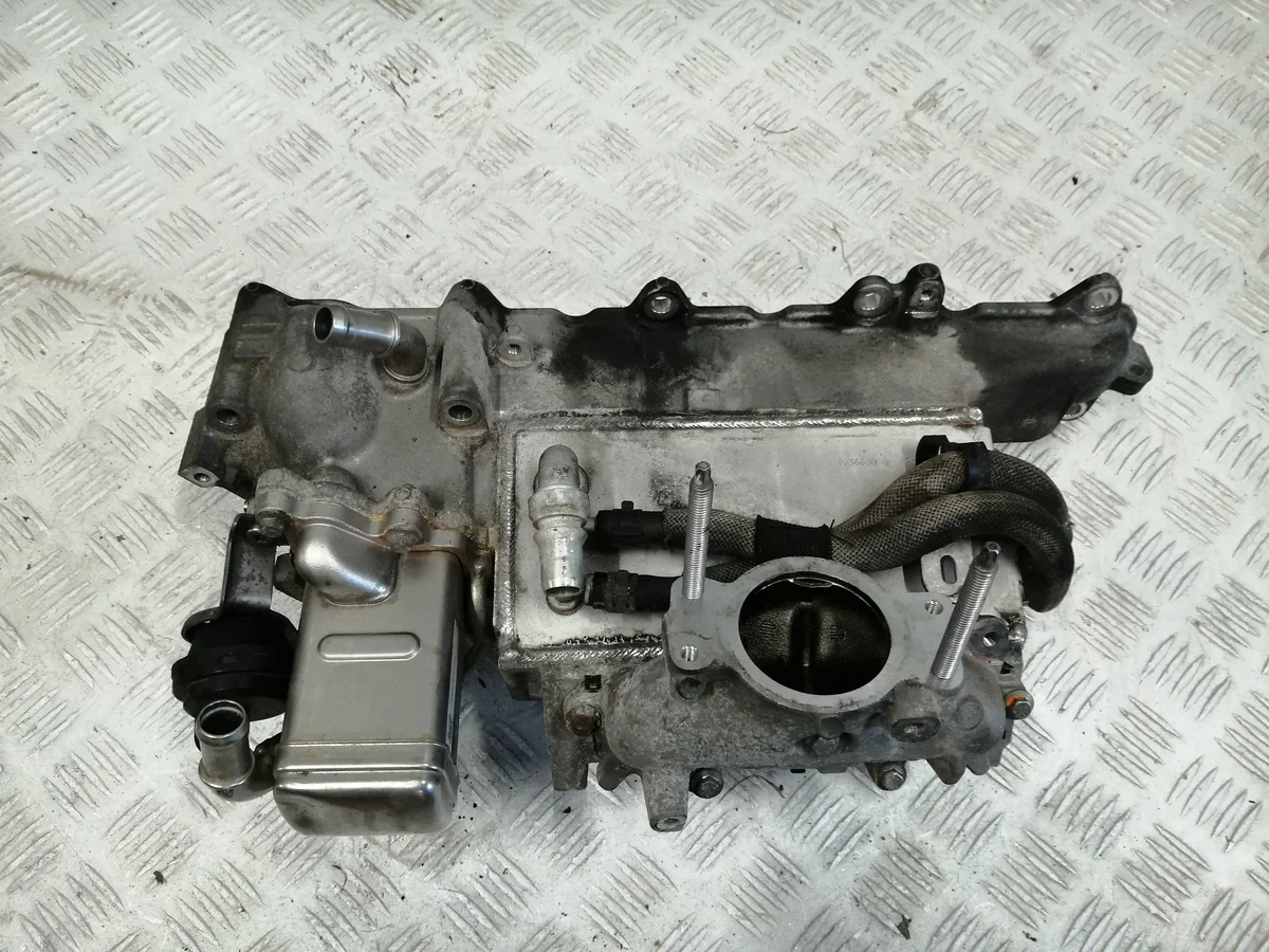 Renault Trafic III 2.0 DCI imusarja 140013553R
