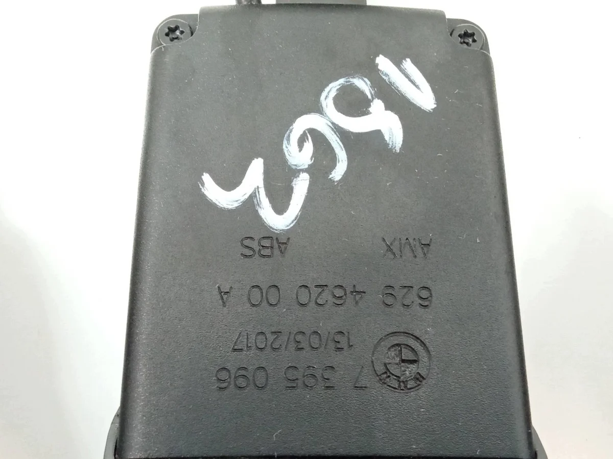 Gurtstraffer Halterung Hinten BMW X6 II F16 OEM 7395095 image 5