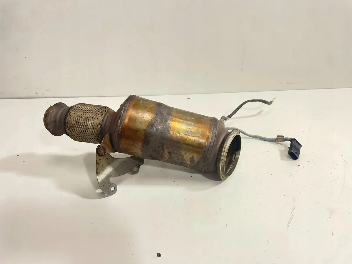 Support Catalyseur BMW F10 F11 F20 F30 N20 7606138