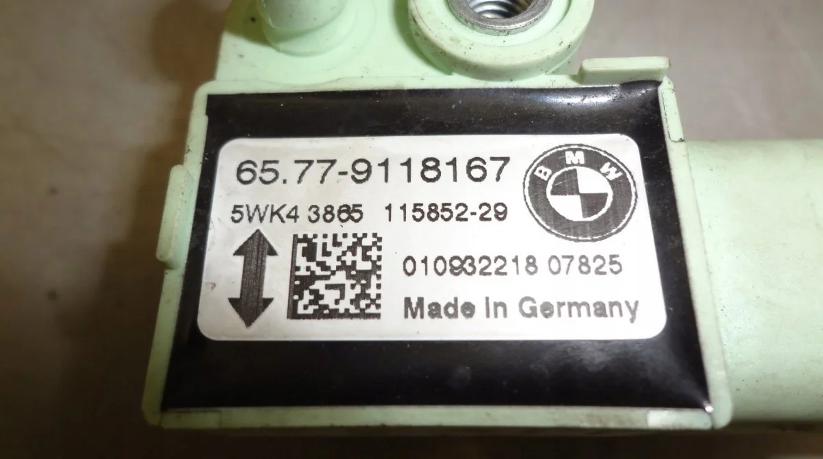 Sidokrocksensor vänster BMW 5 (E60, E61) 9118167 image 3