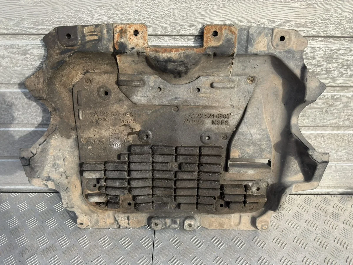 Copertura motore Mercedes W222 S-Klasse A2225240985