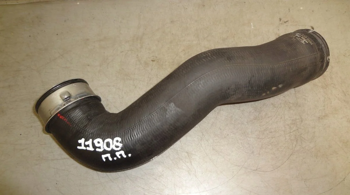 Mercedes-Benz A1645280382 Tubo Intercooler