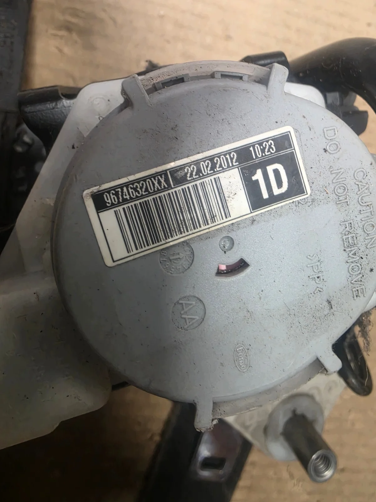 Panneau tendeur droit Citroen Berlingo III 96746320XX