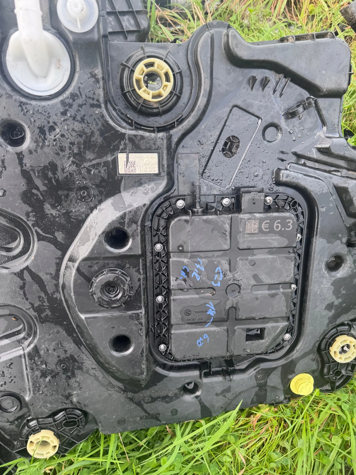 AdBlue-säiliö Opel Crossland X 9828443980 image 3