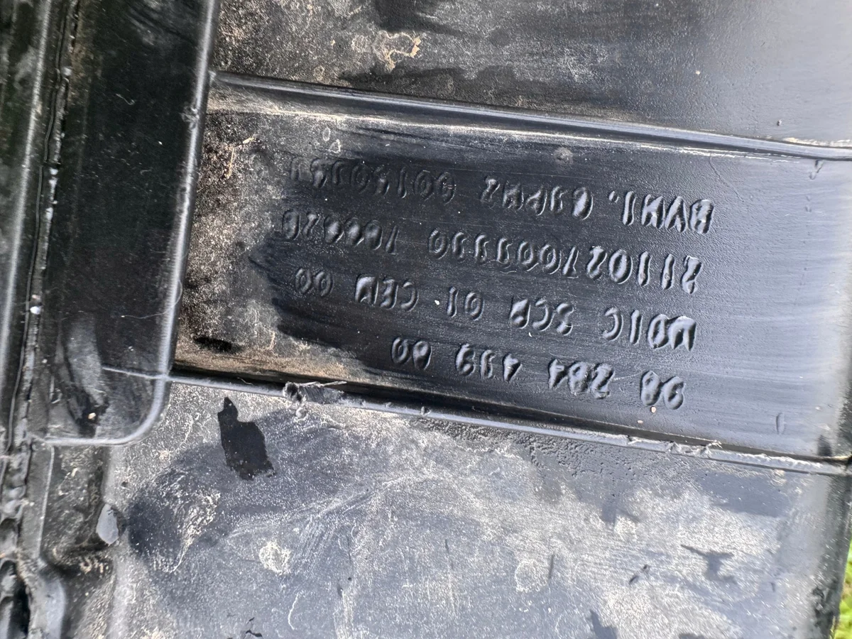 AdBlue-säiliö Opel Crossland X 9828443980 image 9