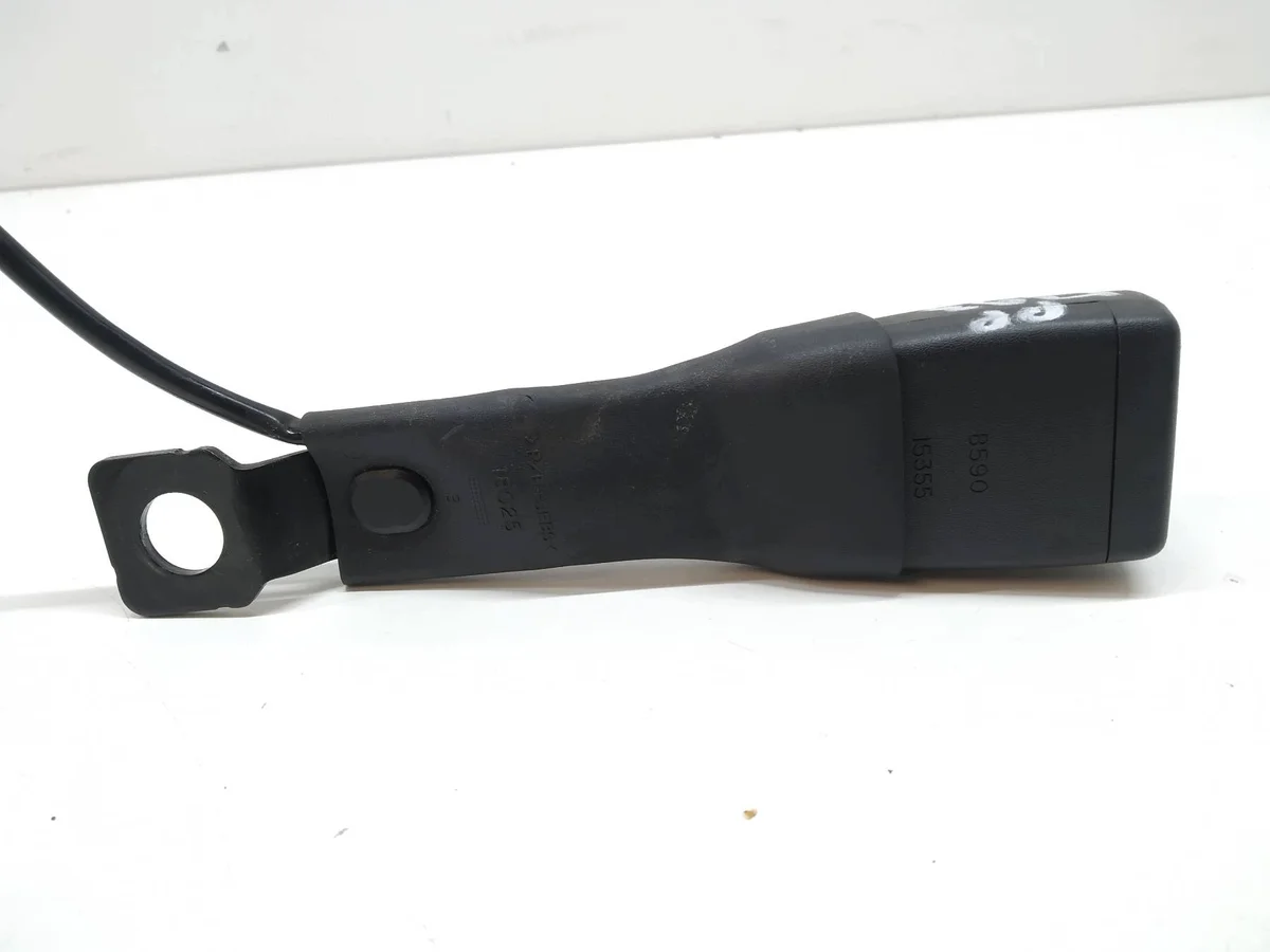 Suzuki Swift V boucle ceinture sécurité droite avant 5907911604783