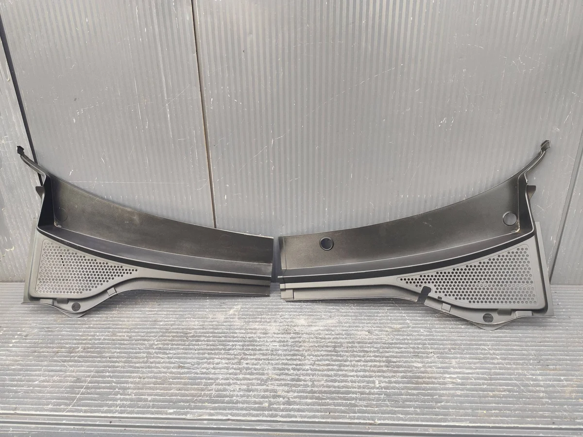 Podszybie Volkswagen Passat B8 3G1819404F