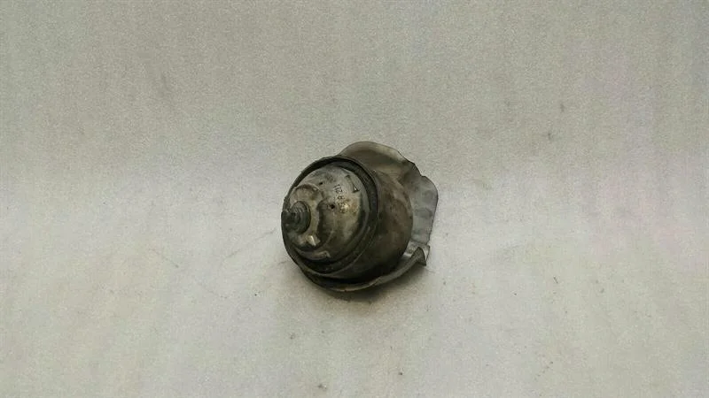 Mercedes-Benz Engine Mount A2112403117 thumbnail 1