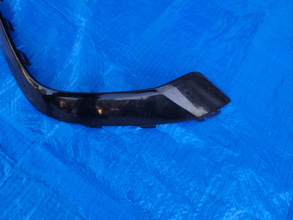 Moldura parachoques trasero izquierdo Audi A4 B9 8W0853555 8W0853555-03313