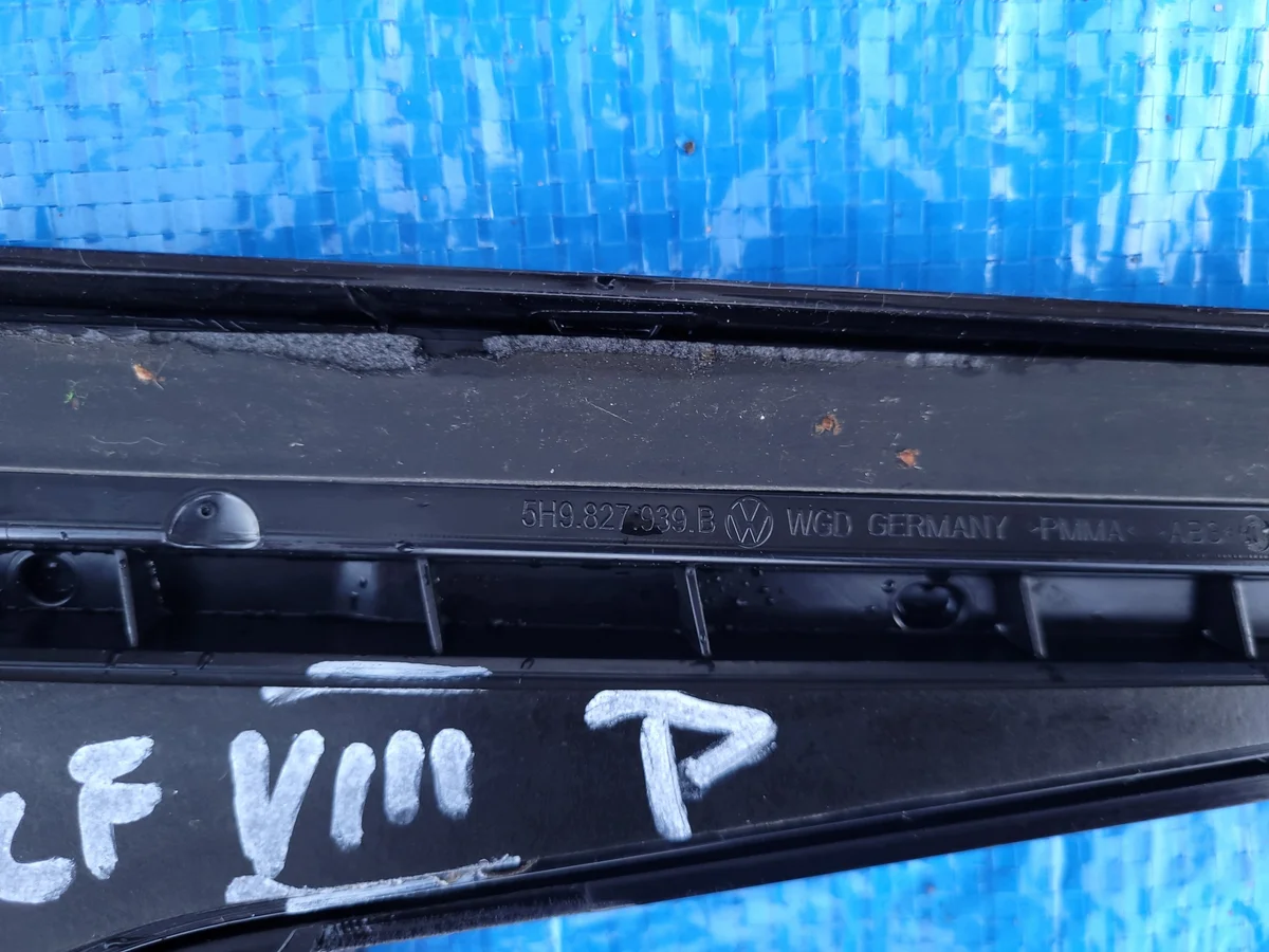 VW Golf 8 Spoiler coffre 5H9827939B-03314 thumbnail 7