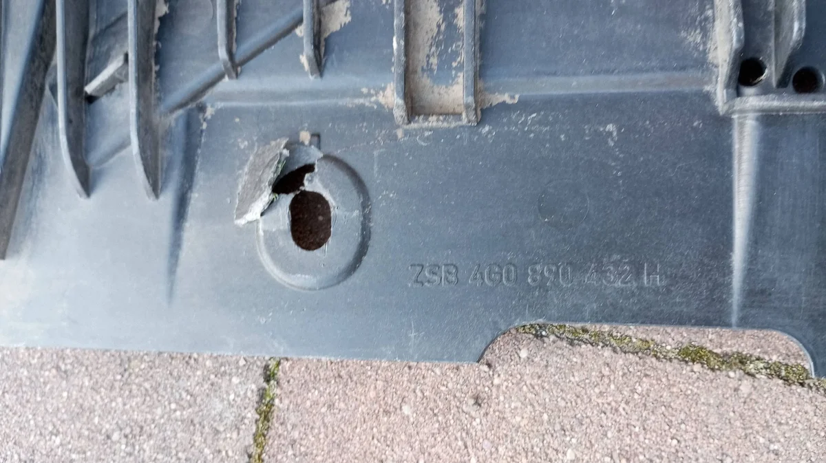 Front Bumper Plate Audi A6 C7 4G0807611F thumbnail 7