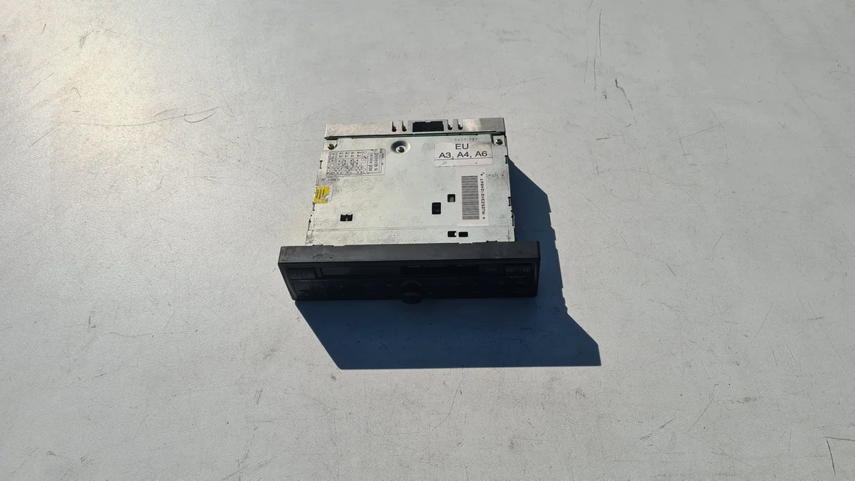 Radio Concert Bose 4B0035186B Audi A3 S3 8L