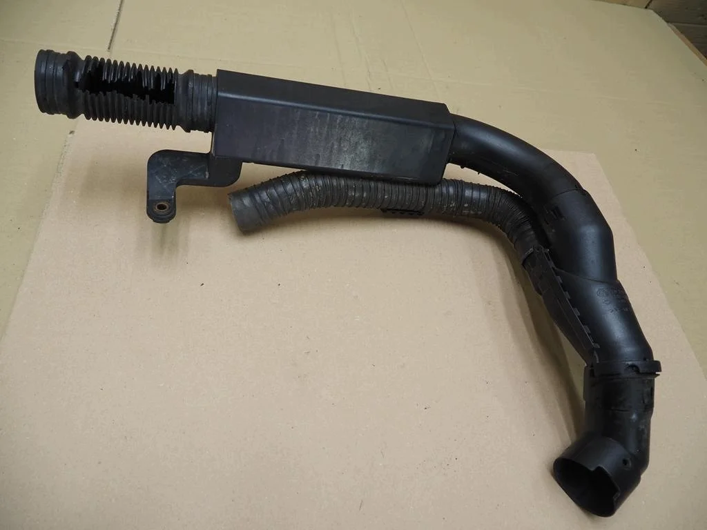 Durite d'admission d'air VW Golf IV 1J0129594D