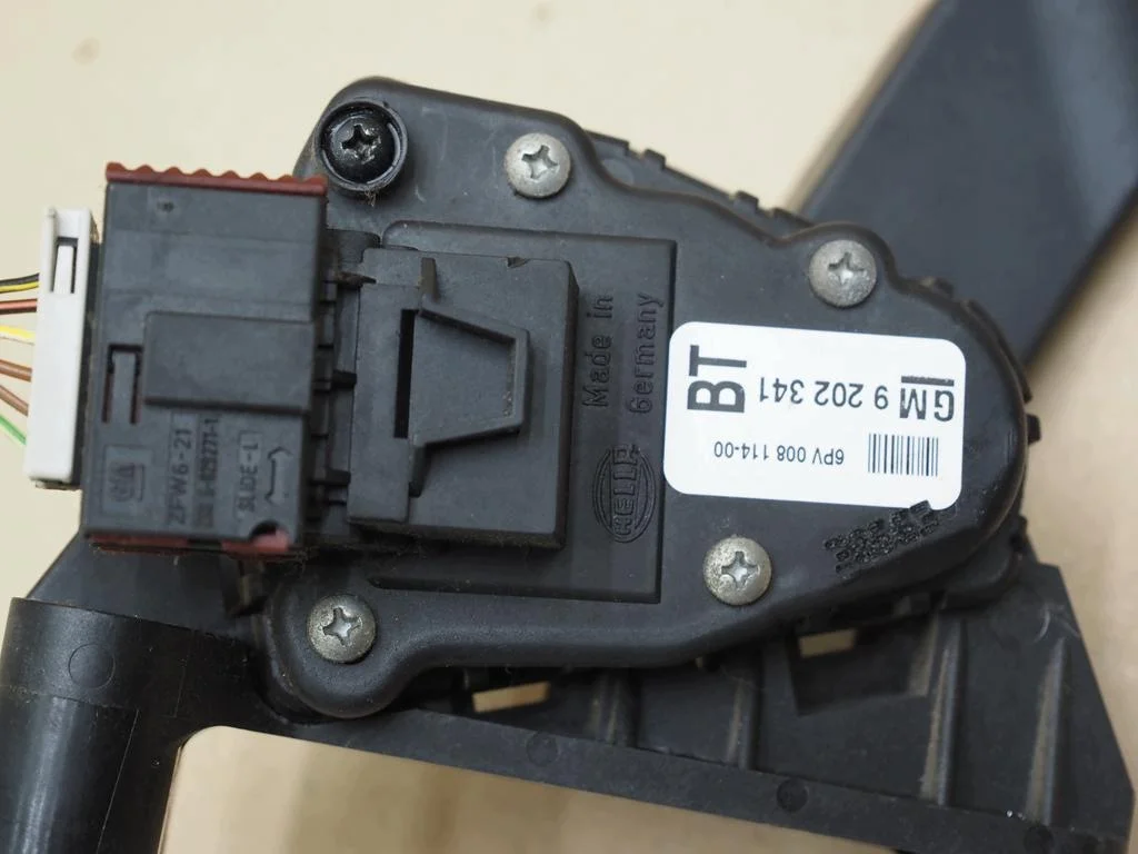 Pédale d'accélérateur Opel Zafira B 1.9 CDTI 9202341BT image 8