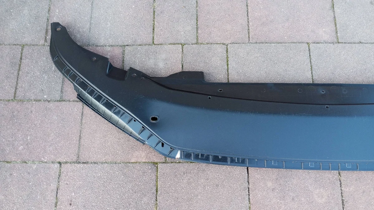 Volkswagen Touran 5TA Front Bumper Cover Spoiler 5TA805915E