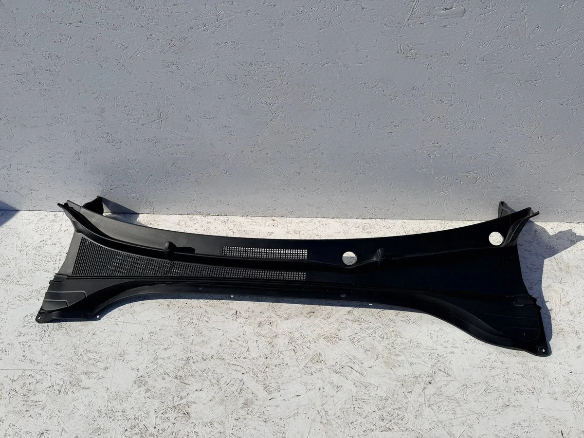 Kia Ceed Podsybie ylempi 86151-J7000