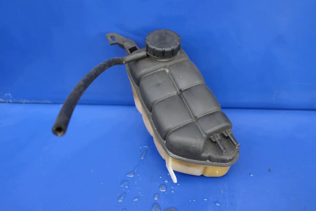 Mercedes CL W215 expansionskärl A2205000049 C215