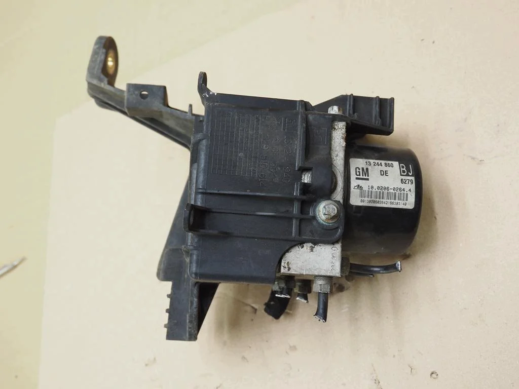 Pompe ABS Opel Zafira B Astra H 13244860BJ