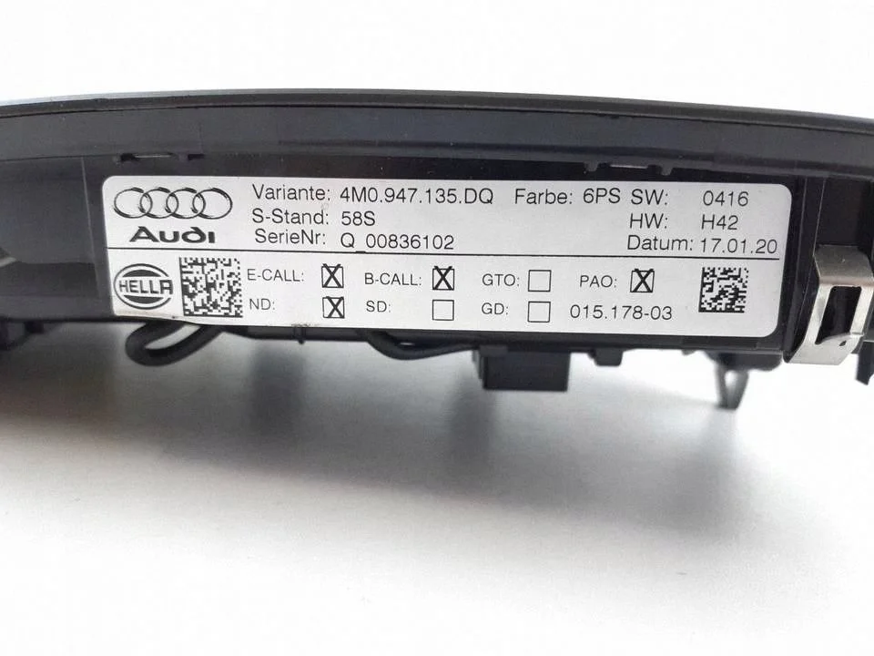 Audi 4M0947135DQ Lampe d'éclairage intérieur image 4