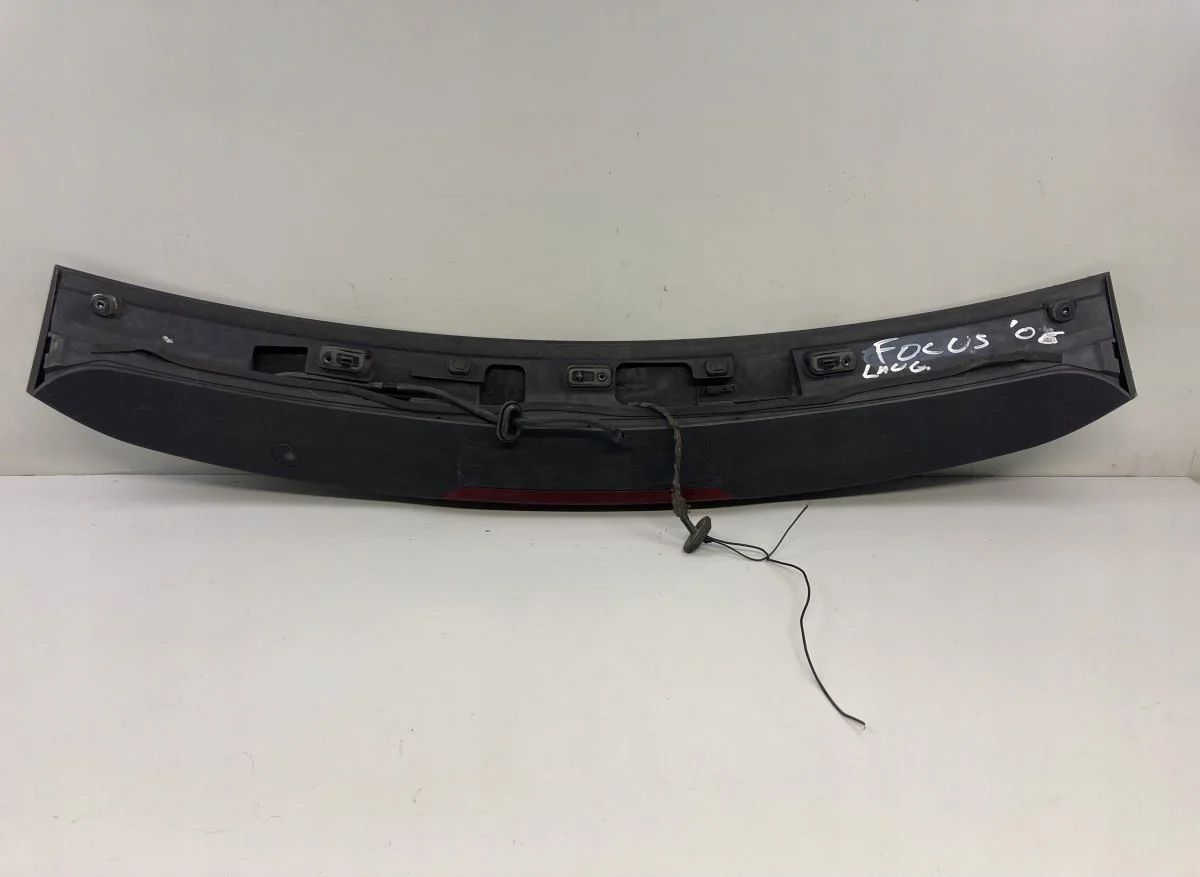 Spoiler coffre Ford Focus II 4M51-A44210-AH