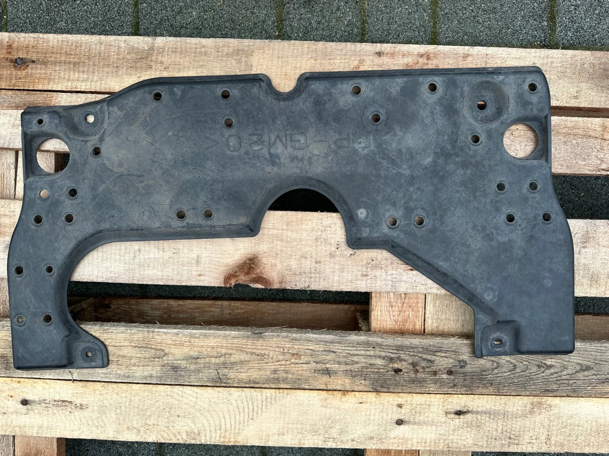 Afdekking onderzijde Lexus IS III 51442-30220