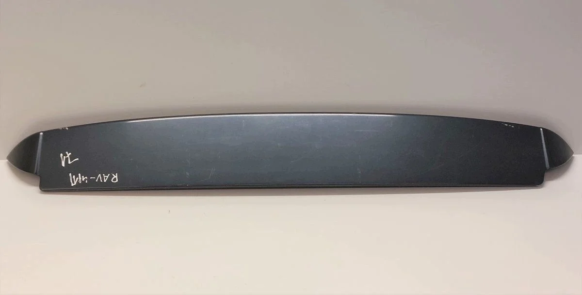 Tavaratilan spoileri Toyota RAV4 76085-42040