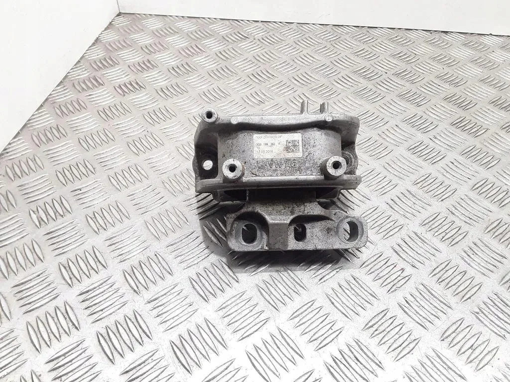 Motorfäste VW Audi Skoda Seat 3Q0199262F