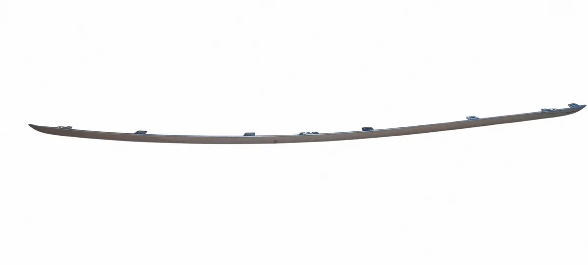 Renault Clio IV koristelista puskuriin takana 850709974R