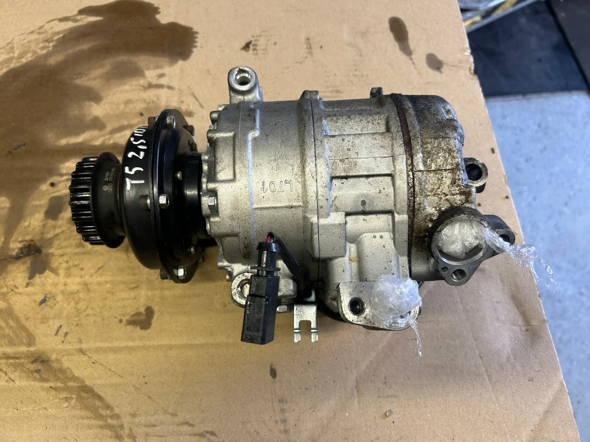AC-kompressor VW T5 2,5 TDI 7SEU17C