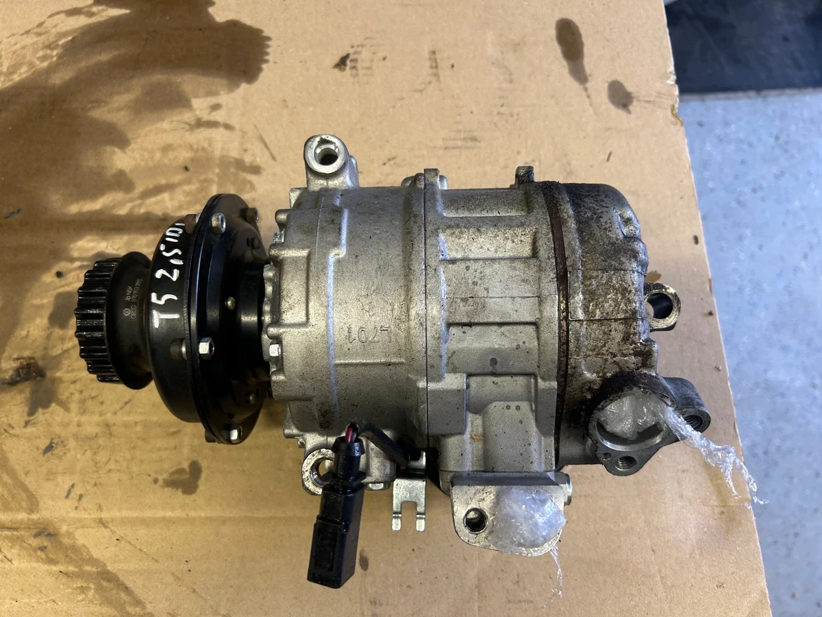 Air Conditioning Compressor VW T5 2.5 TDI 7SEU17C