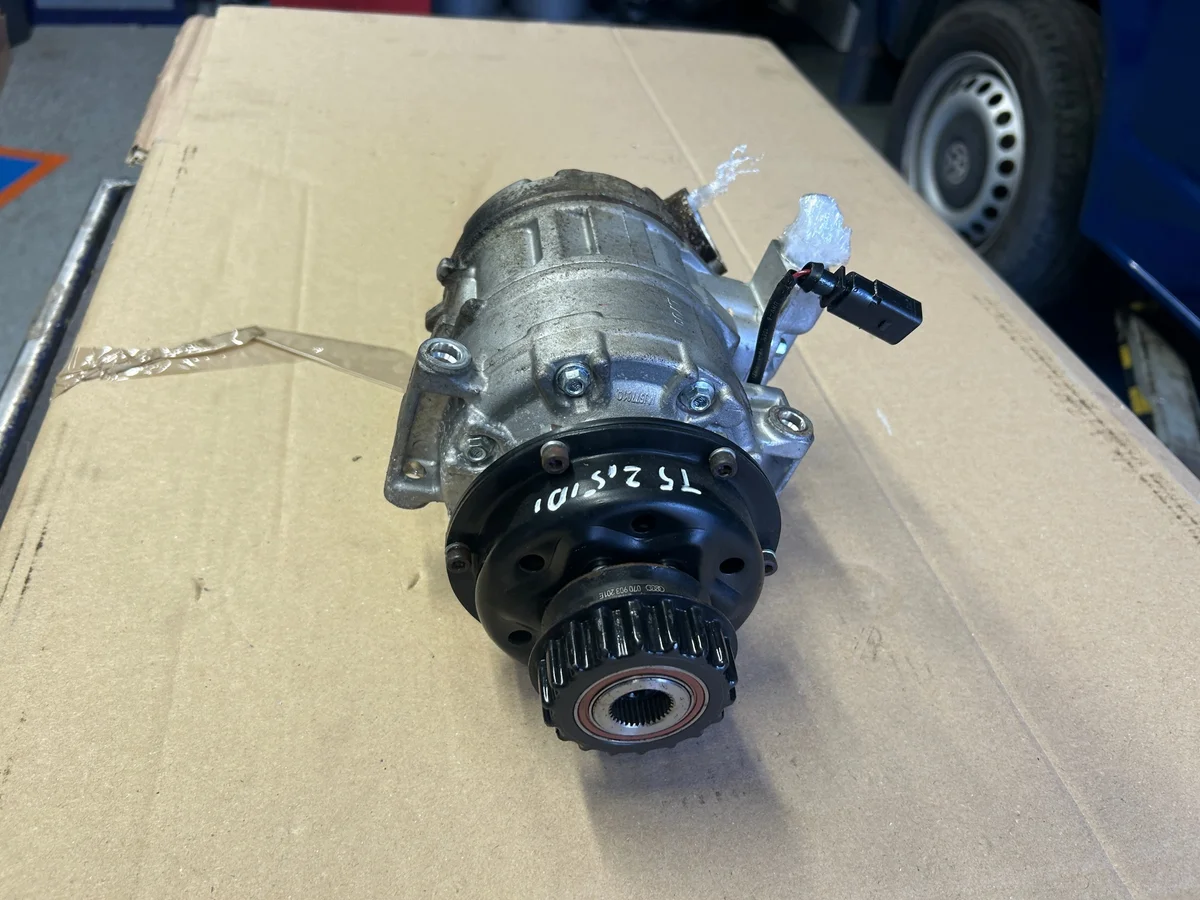 Airconditioning compressor VW T5 2.5 TDI 7SEU17C thumbnail 4