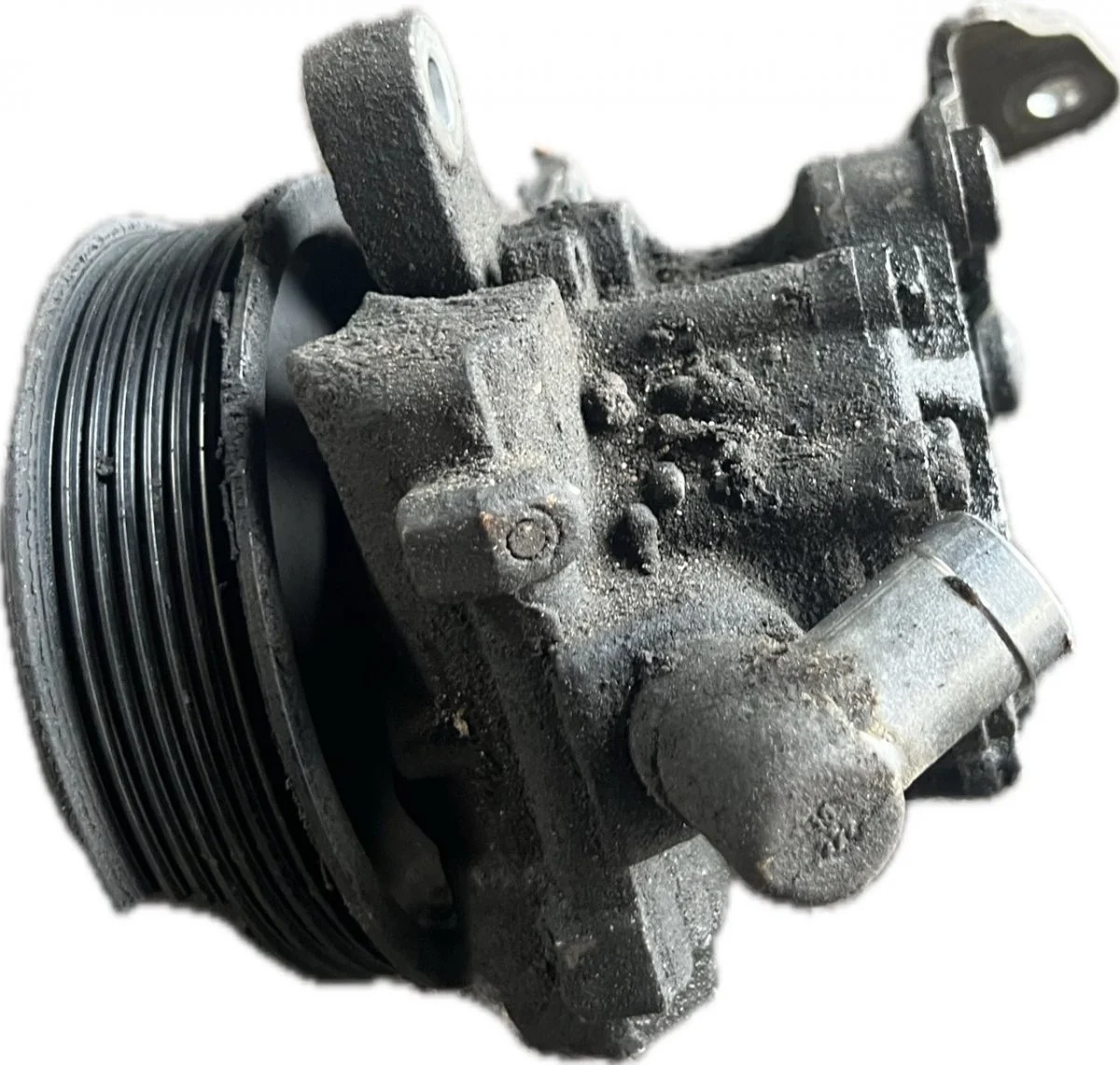 Ohjaustehostimen pumppu Mercedes-Benz Vito W639
