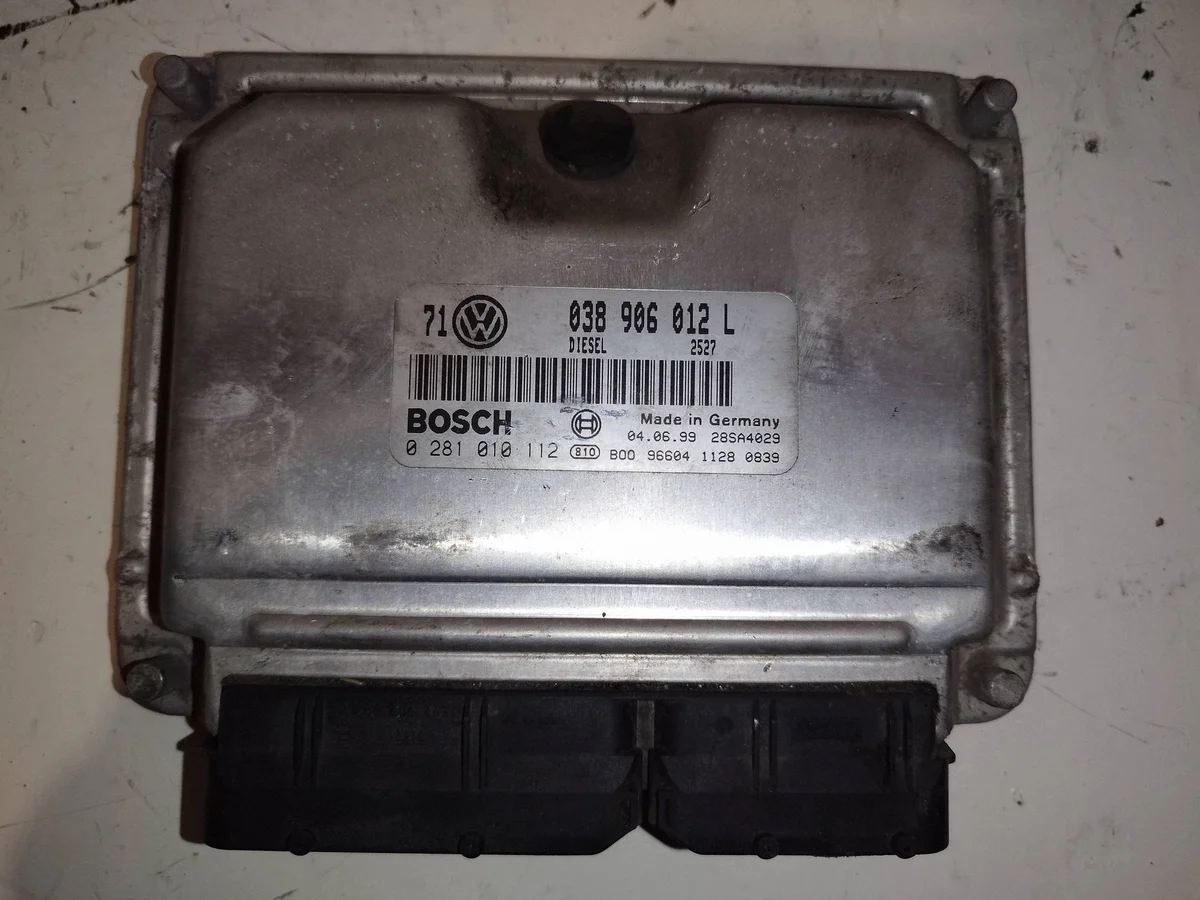 Engine Control Unit VW Golf IV Bora 1.9TDI 038906012L